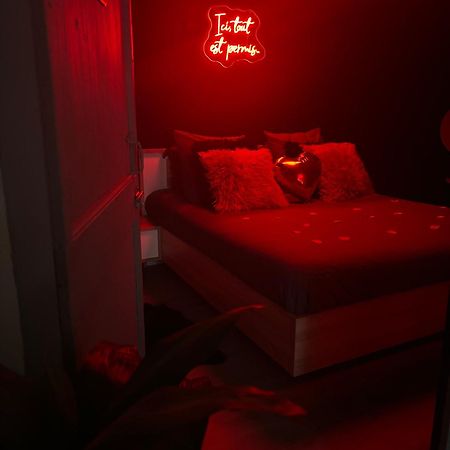 Eden House, Cocon Sensuel Et Romantique Avec Jacuzzi Карпентра Екстериор снимка